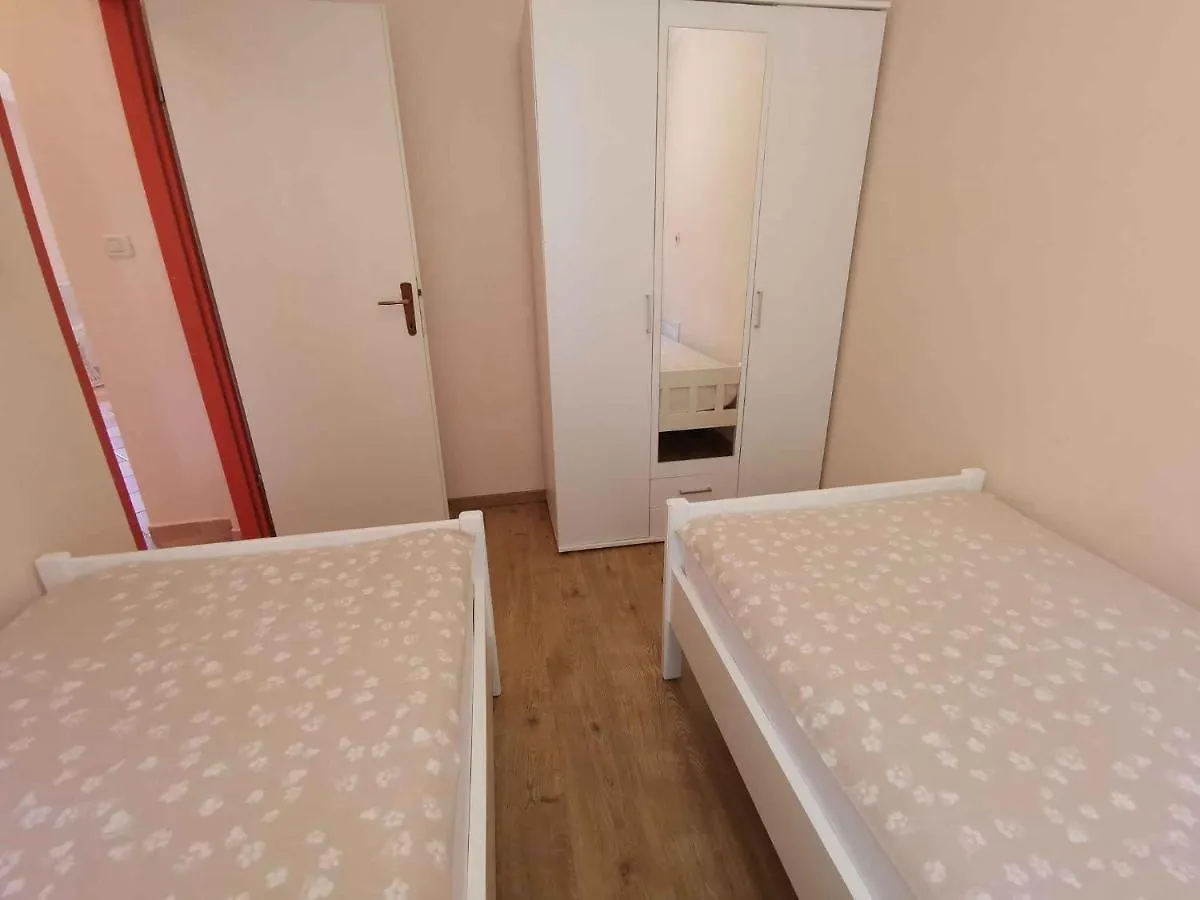Apartment In Crikvenica 5508